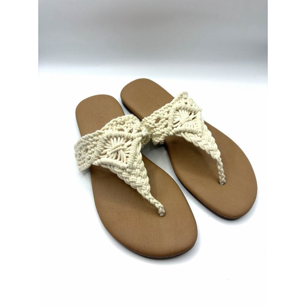 Torrid Crochet T Strap Sandals Ivory 6 WW Wide Boho Slide Summer Comfort Easy - Picture 2 of 5